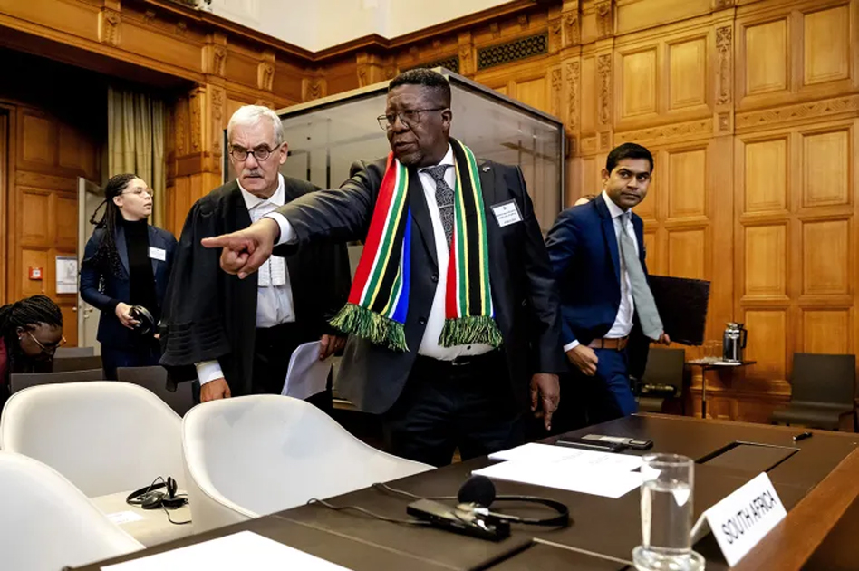 7 أسئلة تشرح رحلة جنوب أفريقيا للعدل الدولية لإدانة إسرائيل